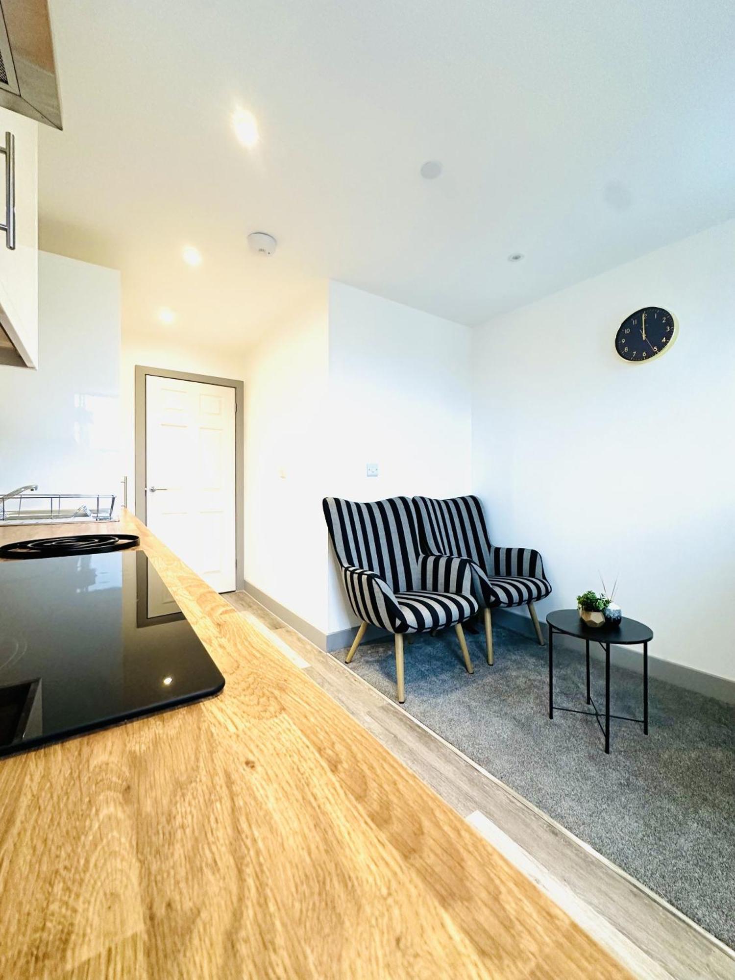 Apartamento 301 Grosvenor House Wakefield Exterior foto